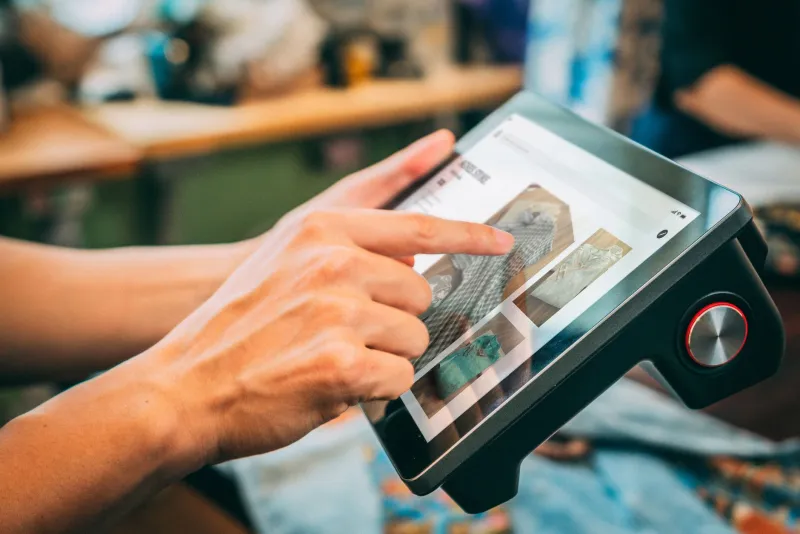 Why Customers Browse Everything and Buy Nothing — And What Your Catalog Structure Has to Do With It